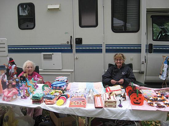 People, vendors, performers, and activities at the 2009 New Albany Fall Festival.