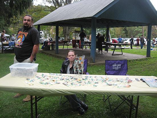 People, vendors, performers, and activities at the 2009 New Albany Fall Festival.