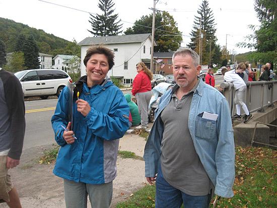 People, vendors, performers, and activities at the 2009 New Albany Fall Festival.