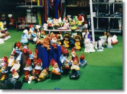 Lawn ornaments displayed at Donna's Lawn Ornaments.