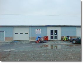 Exterior of T & M Fabrications.